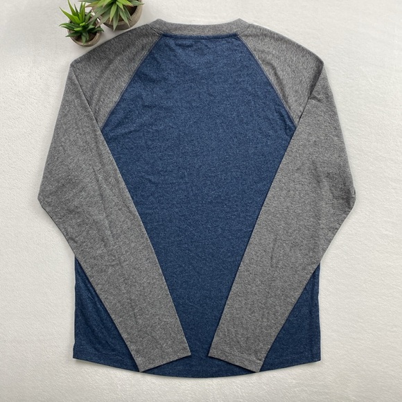 Vince Curved Hem Raglan Baseball Long Sleeve Tee (Gray/Blue) *NWT* - Picture 2 of 16